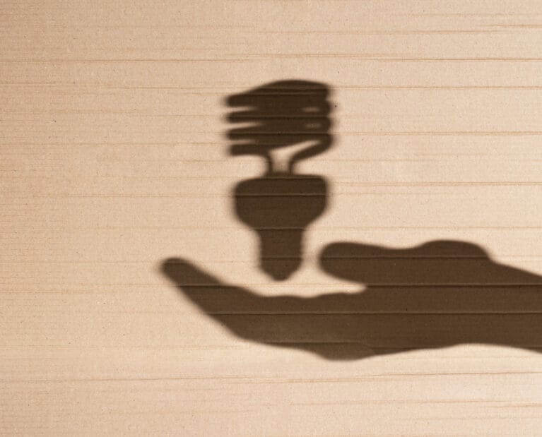 How Long Do Fluorescent Light Bulbs Last? The Truth About Fluorescent Tube Lifespan